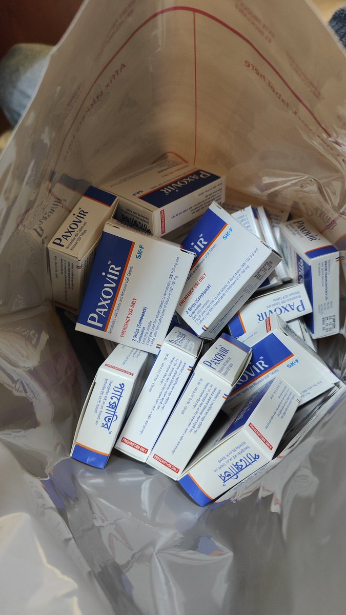 shifa_drug's tweet photo. #Paxovir 等待今天的发货。这个药今天我会通过DHL从孟加拉国寄药到中国。 #Paxlovid #paxlovid代购 #jupitavir #bexovid https://t.co/Z5jOMo2ofa