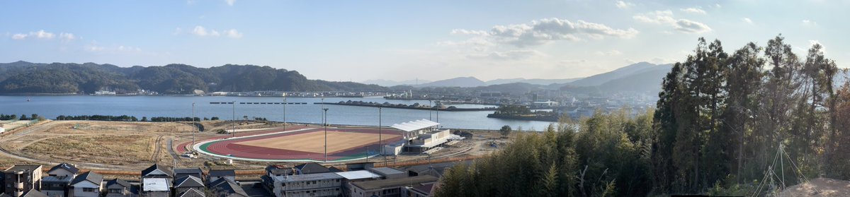 天草未来大橋と新陸上競技場