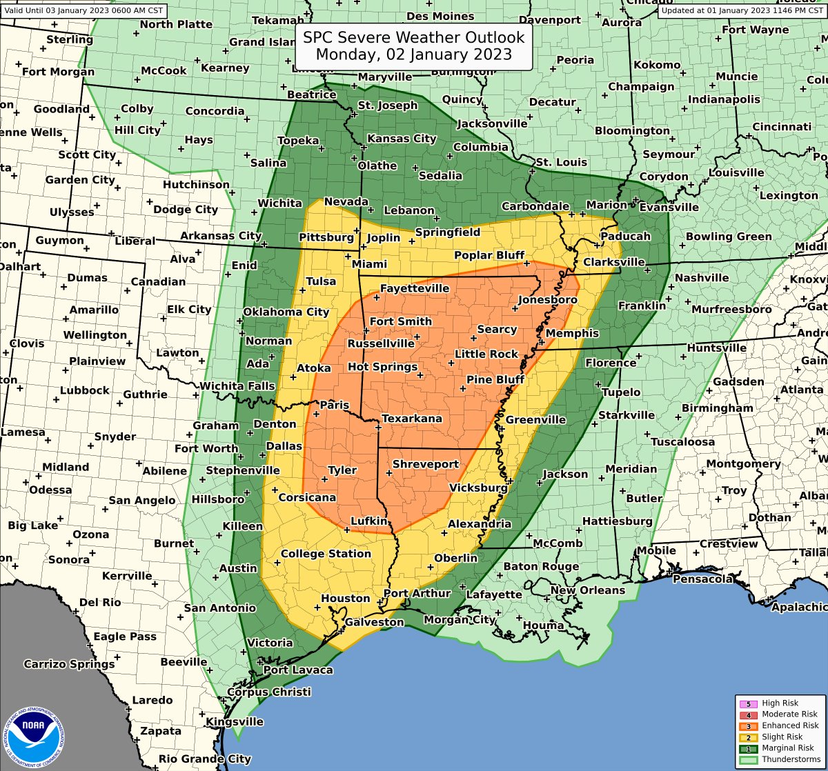 NWSSPC's tweet photo. There is an Enhanced risk of severe weather for the ArkLaTex into parts of the Mid-South today (1/2). Scattered damaging winds and tornadoes (some strong) are the primary hazards. Stay weather aware in these areas. Forecast details: https://t.co/QMmU4tBZDt https://t.co/xT43wwJAb7