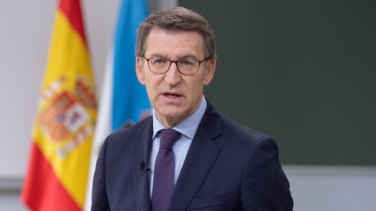 okdiario's tweet image. #OKENCUESTA 🔵

El PP alcanzaría 131 diputados y sumaría con Vox una mayoría absoluta de 184 escaños, según la encuesta electoral de Data10 para #OKDIARIO

 ✍️ @a_degrado

okdiario.com/espana/feijoo-…