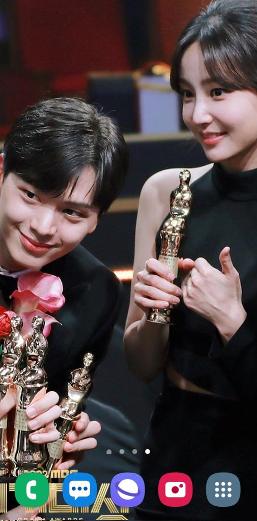 King111gogogo's tweet photo. Love my wallpaper😁🥰
#yeonwoo #sungjae #YOOK_SUNGJAE #육성재 #연우 #GoldenSpoon https://t.co/JaTeI3URl3
