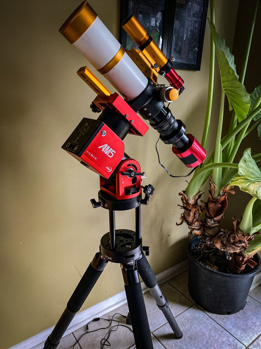 AstroCarone🇨🇦 tweet media