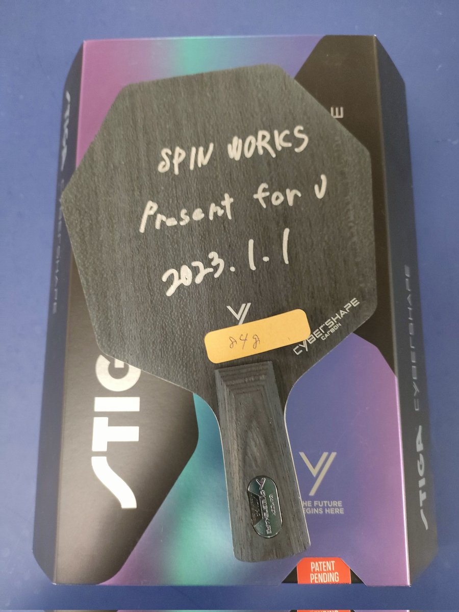 works_spin's tweet photo. 落書きしました！
どうだい？転売しにくいだろぉ😏
お年玉をご準備しました。
中ペンのプレゼントです。
ご応募方法は
フォロー、いいねと引用RTで
#SPINWORKS
とコメントお願いします。
1/8まで受け付けます！ https://t.co/mN3kzglRzK