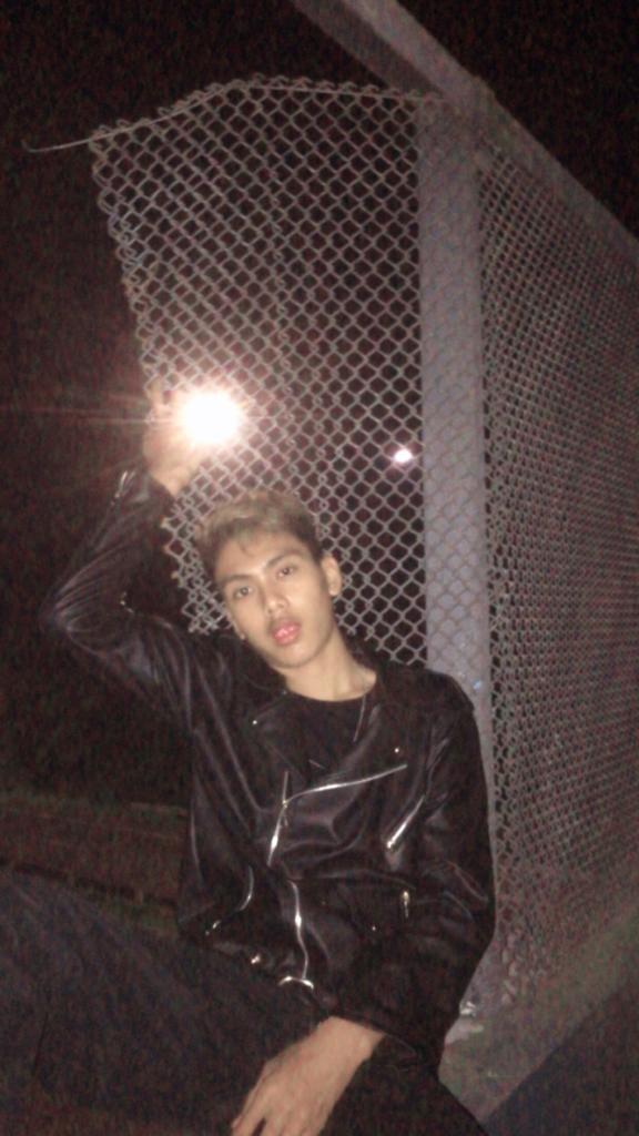 alfasha08's tweet photo. Wanna taste me? Or test me?😈
Pengen ikut era Love Shot haha! https://t.co/LDjEuF06Ah
