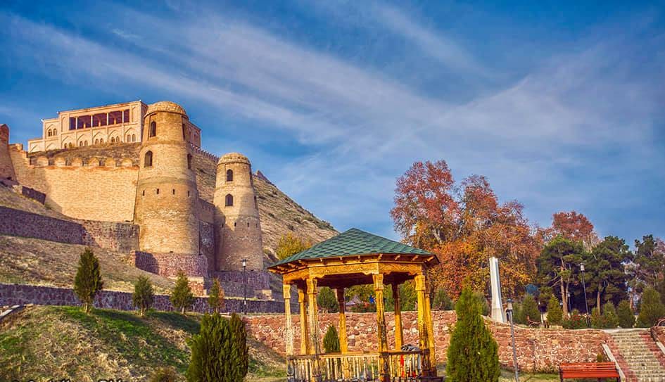 Fortress Hisor is  historical places in our country
#Tajikistan #Hisor #history