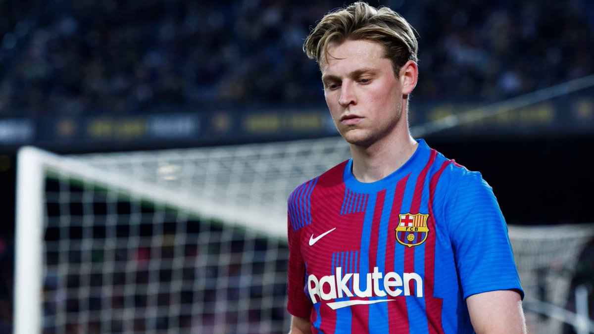 🚨🇳🇱|Frenkie de Jong has changed his mind on a transfer to Manchester United and wants to join this year. 

[Fichajes] #MUFC