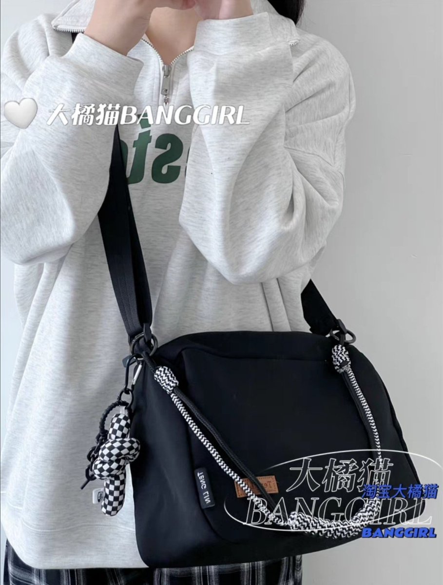 puddingfashion's tweet photo. ตามหามานานกระเป๋าที่จุของได้เยอะแต่ทรงไม่ใหญ่มากแต่ก็ไม่เล็กไป น้องใบนี้ตอบโจทย์เลยค้าบ ใส่ไอแพดได้อีกด้วย น้องมีโปรลดหนักมาก จากปกติใบละ 390 เหลือเพียง 165 บาท ‼️สินค้าพรี จ่ายตอนของมาได้เลยค้าบ ~~ https://t.co/J9c882jDiz