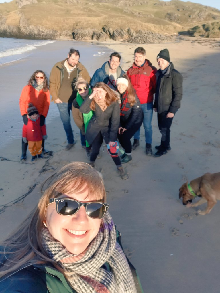 lg_1510's tweet photo. Beach walks, a ceilidh, meeting @LewisCapaldi, three alpacas, lots of my favourite people and a constant stream of aperol spritz. The recipe for tremendous new year celebrations on Coll 💕🥂 absolutely shattered but my heart is full! https://t.co/iPHsmnSpTm