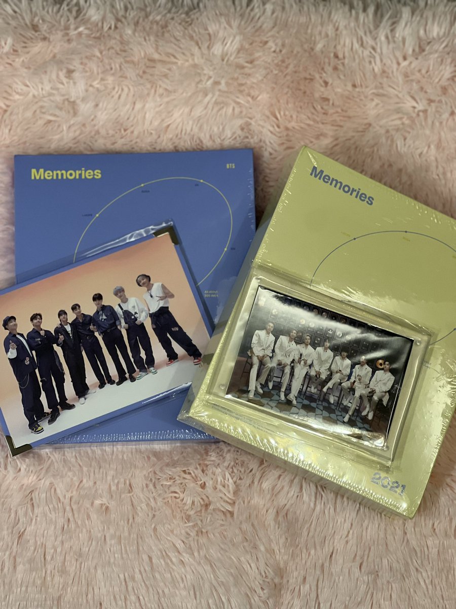 Dennicetaekook's tweet photo. Thank you so much @KMatesOS  the best k-pop album store 💜💕💜💕💜 https://t.co/6PAdiaXS3w
