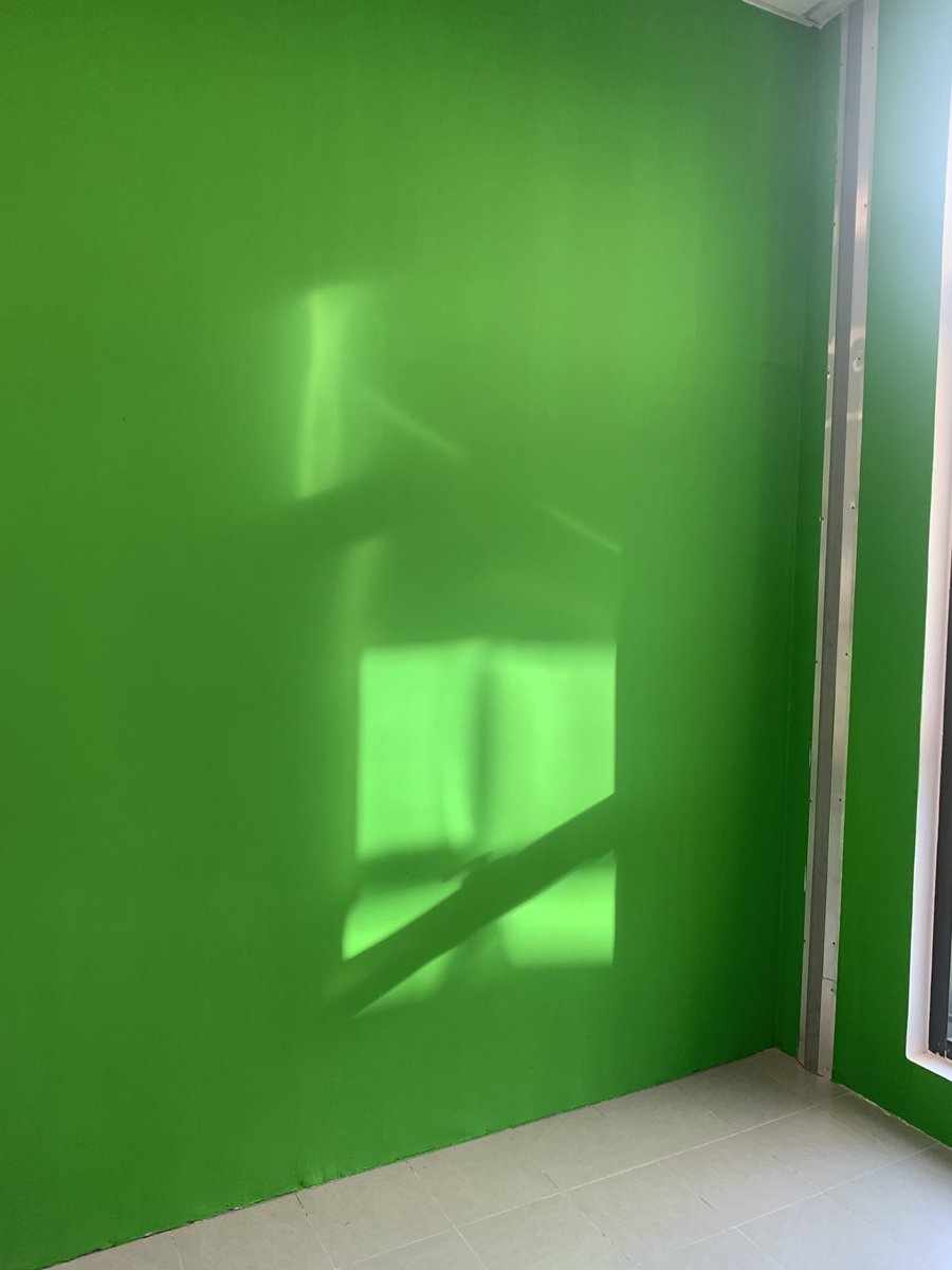 First look…our new green screen space is starting to come together in the ihub! The ihub provides a central space for students to develop critical and creative thinking skills. #kccknowledge