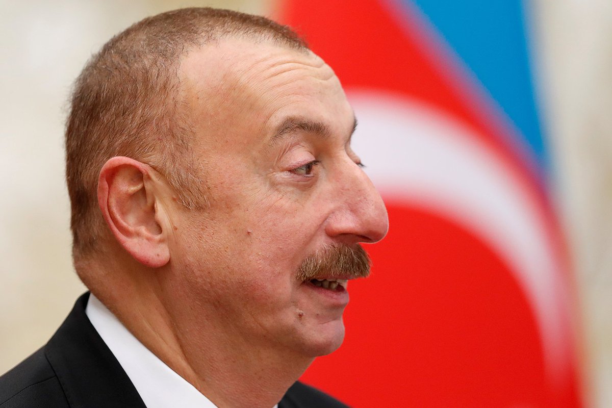 MumsyBuckson's tweet photo. @Orxanparis @marutvanian This is literally the president of Azerbaijan. https://t.co/Qm44fxfl7d