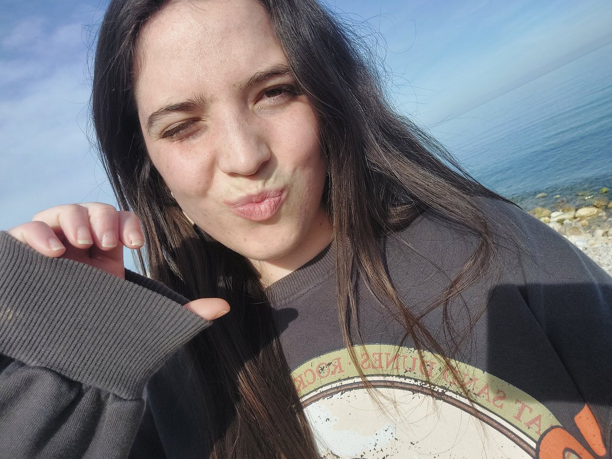 nataliacastrx's tweet image. #noalaguerra #pazyamor