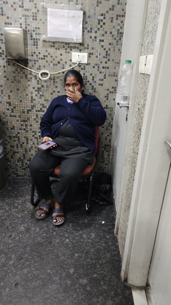 nabanitaghml's tweet photo. No toilet roll in the @KolkataAirport toilet and the attendant rudely states that there are none and keeps scrolling her mobile. Welcome another year! https://t.co/BzTDCq9EDC