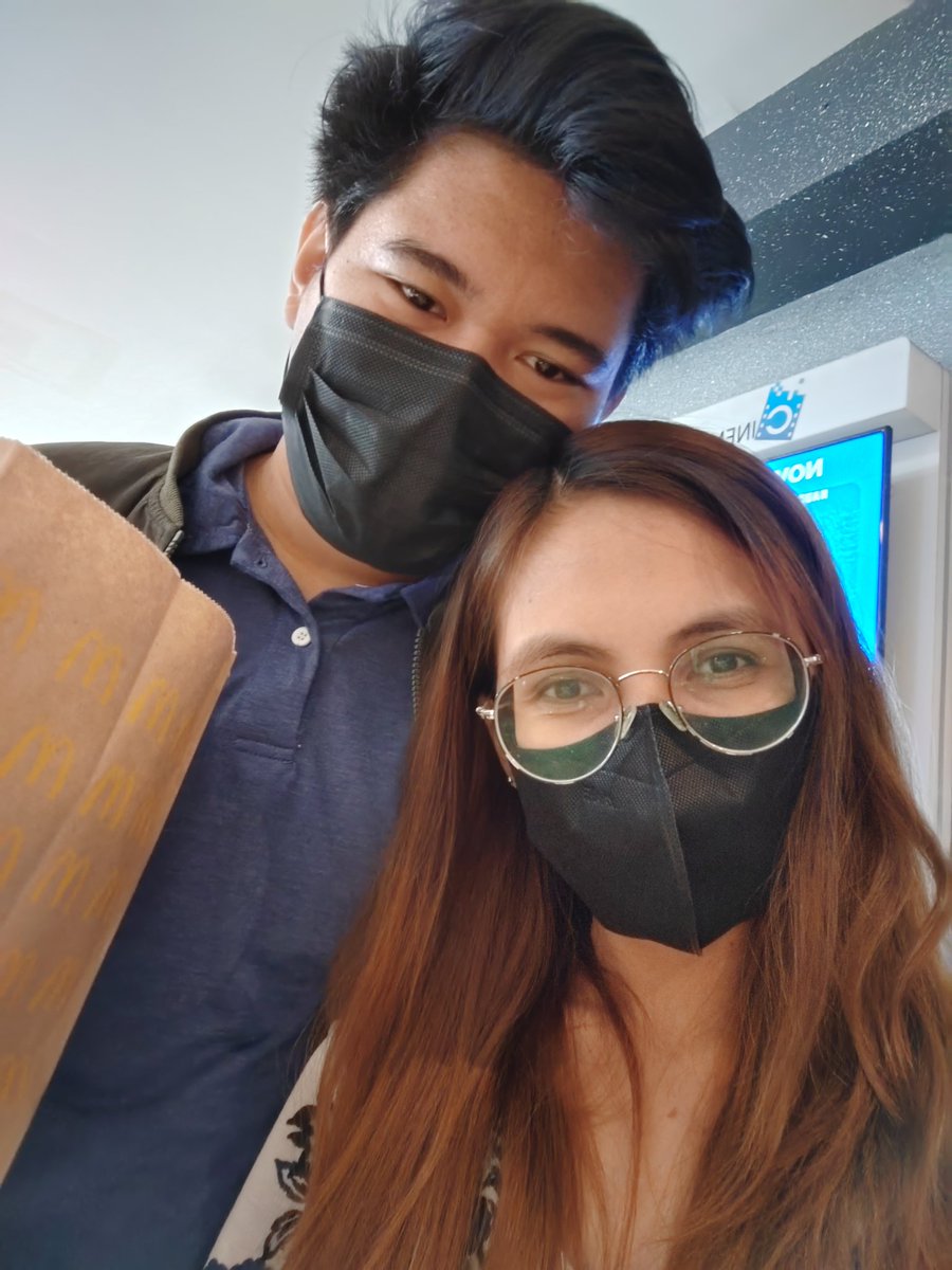 jazzdv3's tweet photo. #firstmoviedate π
yes po, opo. horror talaga! π»π€£ #deleter https://t.co/7WOt8E2EUy