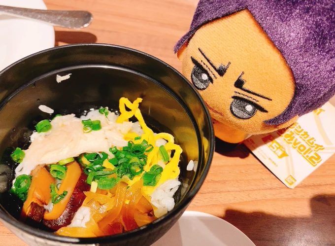 かごんまフェアご飯。さくらじまでこん、鶏飯、紫芋。もす! 