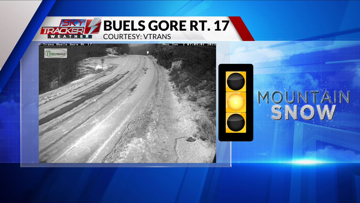 WasilenkoAlex's tweet photo. We have very few issues related to our rain/snow showers this AM. I've been scanning our #VTRANS cameras and have found a little bit of patchy fog. There's also some slickness to be found along Route 17 in Buels Gore. Otherwise, it's a quiet/comfy start for early Jan.
@WVNYWFFF https://t.co/0QCojhzqt6