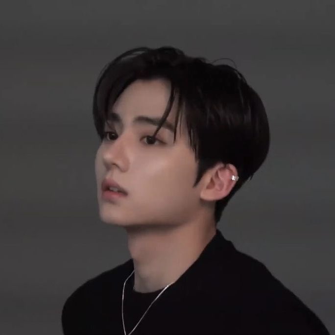 junwon_stan's tweet photo. 今年こそは推しが全員デビュー出来ますように⭐️
#ILAND_DANIEL #andAUDITION_JUNWON #Trainee_A_SANGWON https://t.co/ObAnyDmKef