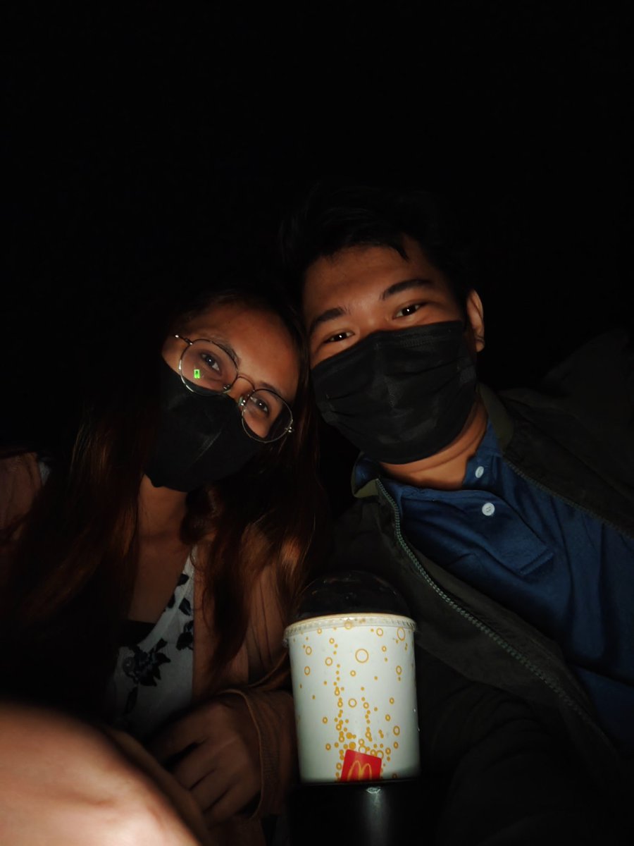 jazzdv3's tweet photo. #firstmoviedate π
yes po, opo. horror talaga! π»π€£ #deleter https://t.co/7WOt8E2EUy