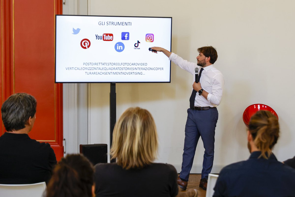 Nel 2022 il corso #PROLead sulla leadership realizzato da UBE e GIBA per i nostri atleti ha visto accrescere competenze e consapevolezza. Seguiteci per i programmi formativi e le novità del 2023! <a href="/EUAthletes/">European Athletes & Players Association</a> <a href="/alemarzoli/">Alessandro Marzoli</a>
