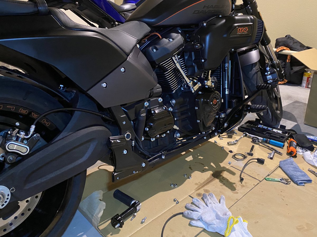 yuta_fxdr's tweet photo. 新年早々にfxdrちゃんもエキパイ外し🔧
リテーニングリング買うの忘れてしばらく直管スタイルです💣w https://t.co/g3RpPyK6Go