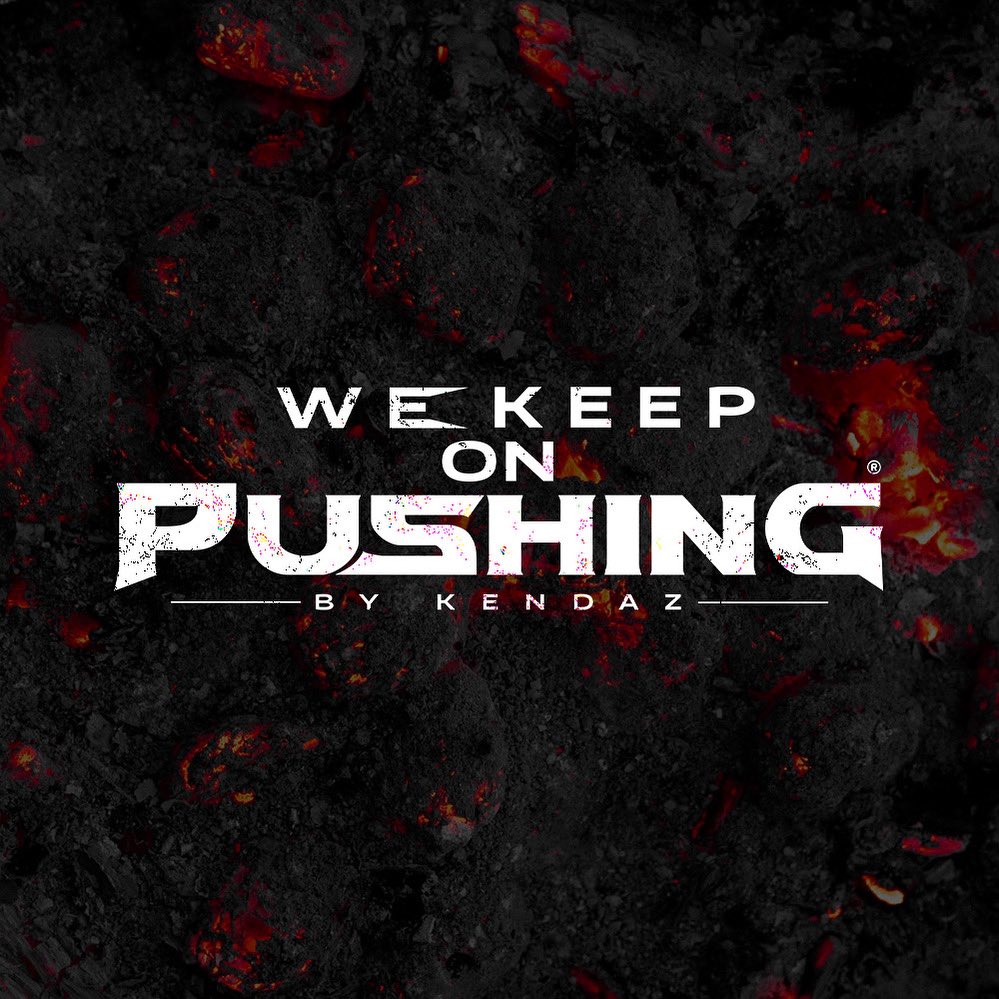 kendaz_'s tweet photo. A dificuldade faz parte do processo e a dor é a fraqueza a sair do corpo. Independentemente, dos obstáculos e dificuldades que tivermos ao longo de qualquer percurso, uma coisa é certa:
WE KEEP ON PUSHING! #flynikkastatus #onikkadastatuagens #broto😊🤓🤗 #wekeeponpushing https://t.co/iXnXXm6mHy