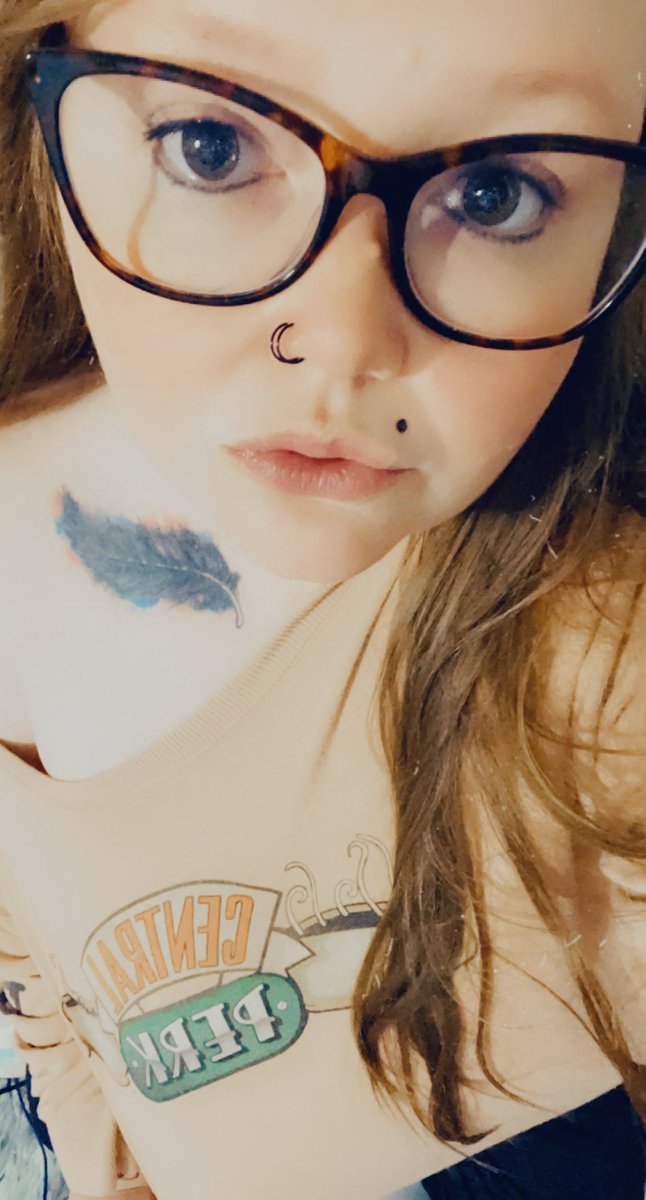 MirandaK0612's tweet photo. Who wants to give me some good head?!?!

https://t.co/4sbAW96obL

#onlyfans #onlyfansgirl #of #onlyfansgirl #onlyfanspromo #onlyfan #onlyfansmodel #redheadonlyfans #redhead #RedHeadedWoman #Contentcreater https://t.co/ZuLBGkXnGy