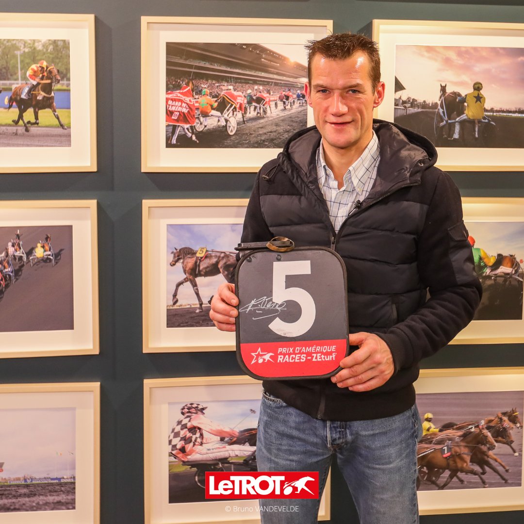 LeTrot's tweet photo. 🎁 𝗝𝗘𝗨 𝗖𝗢𝗡𝗖𝗢𝗨𝗥𝗦 - Gagnez la plaque dédicacée du Prix d'Amérique Races ZEturf Q#5 - Prix de Bourgogne, gagné par Delia du Pommereux !

Pour cela, il faut : 
👍 Follow les pages @LeTrot &amp; @PDARacesZEturf
 🔁 RT ce post

Tirage au sort le 6 janvier https://t.co/A2zCsNV4v7
