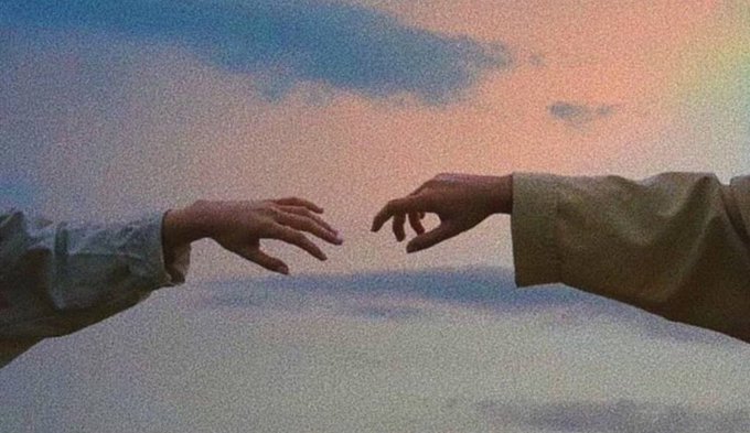 Yeni bir yıla ve yeni bir haftaya girerken güzel umutlar sevgi dolu yarınlar bizimle olsun dilerim.❤️💋💚😍