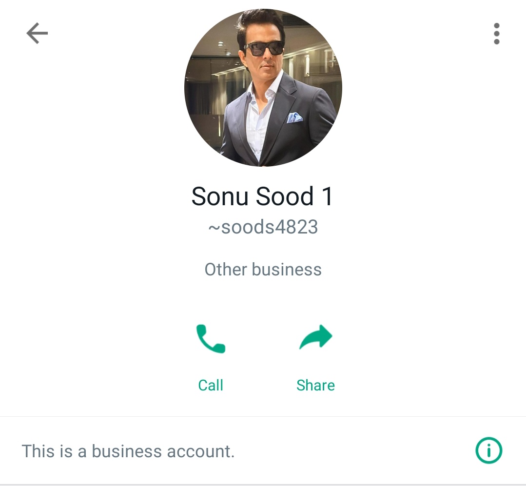 SeemaRBhalla1's tweet photo. These are a few images from Sonu Sood fake accounts... This is how fraudsters are looting money from innocent people in name of Sonu Sood Sir... Plz be aware before asking for help... These guys are here to take away all what you have instead of helping you in need. https://t.co/LvlN7OfktJ