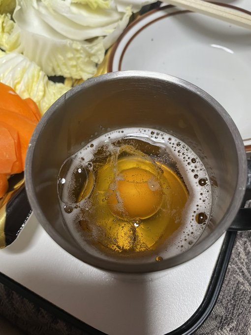 は？？🤣 おかんが間違えてビールに卵入れた🤣🤣 私の笑い方、おかん譲りですw インスタのストーリー見てください🤣 https://t.co/wCXzSZM35A<a href="/tag/%E3%83%AF%E3%83%BC%E3%83%AB%E3%83%89%E3%82%AB%E3%83%83%E3%83%972022"class="tags"><span>#ワールドカップ2022</span></a>