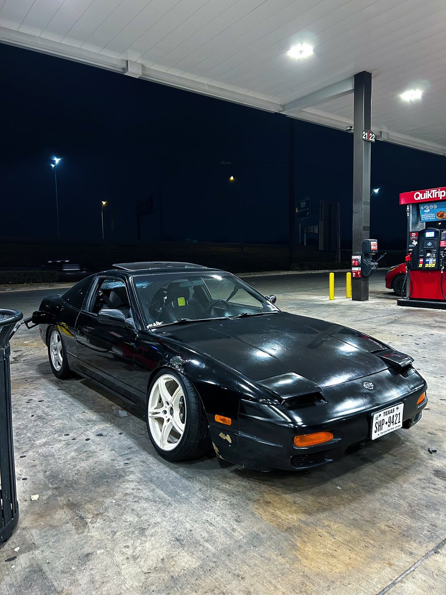 Rokem_Spitta's tweet photo. This car makes me happy https://t.co/OzT610zYOt