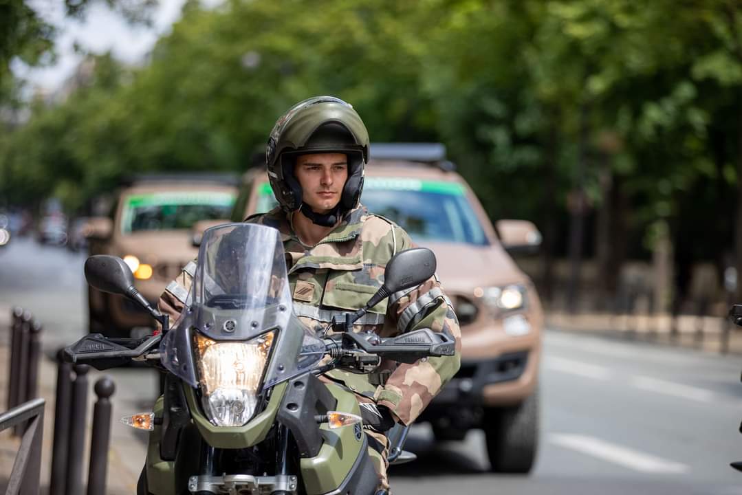 comlogterre1's tweet image. #MondayMotivation avec quelques portraits de soldats logisticiens. En avant pour 2023, avec les mêmes engagement, enthousiasme, professionnalisme et sens du service !
#COMLOG
#FiersDeNosSoldats
#SoldatsDeLaNation