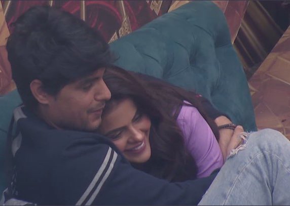 ojjitoslindos's tweet photo. I’m listening to UD bgm I’m so sad 🥺 I miss them @biggboss wapas kardo :(((( 

BLOCKBUSTER ANKIT GUPTA https://t.co/ClZxgtfc4z