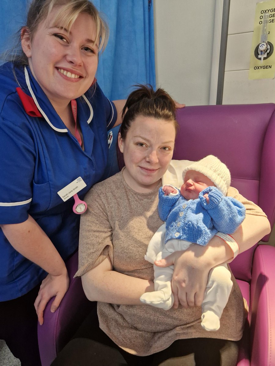 There were celebrations at the County Hospital yesterday when the first babies of 2023 were delivered. A total of five babies were born yesterday, the first being Finley, who was born shortly before 5am. For the full story follow this link: shorturl.at/giDS8 <a href="/WyeValleyNHS/">Wye Valley NHS Trust</a>
