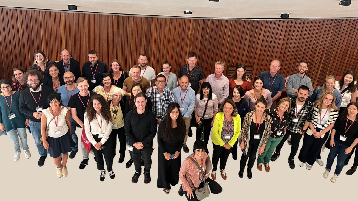 Happy 2023 from all of us with a group photo of #ENC2022 participants!

Looking forward to seeing you in Oslo for the 2023 edition.

#research #microbiology #nitrogencycle #climatechange