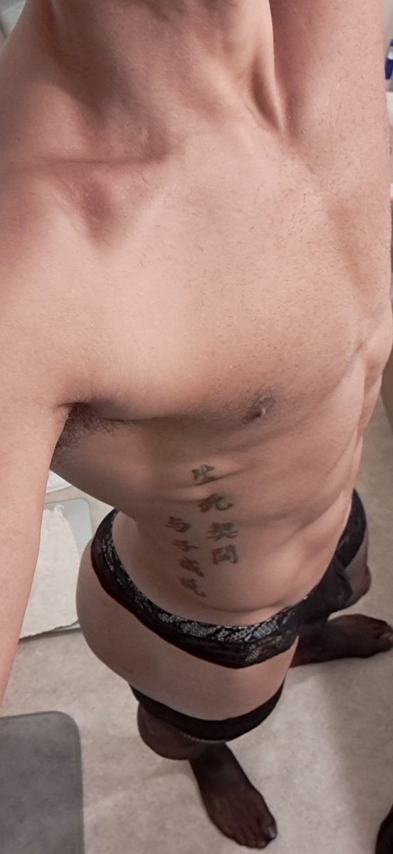 FlexiboyT's tweet photo. Feeling sexy
#cd #lingerie #cheeky #pantyhose https://t.co/C7mMZ4KGAW