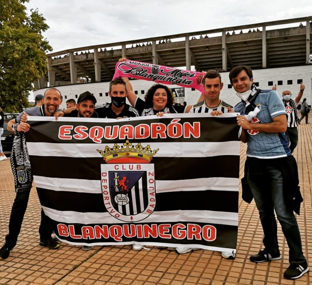 Esquadron_blanquinegro tweet media