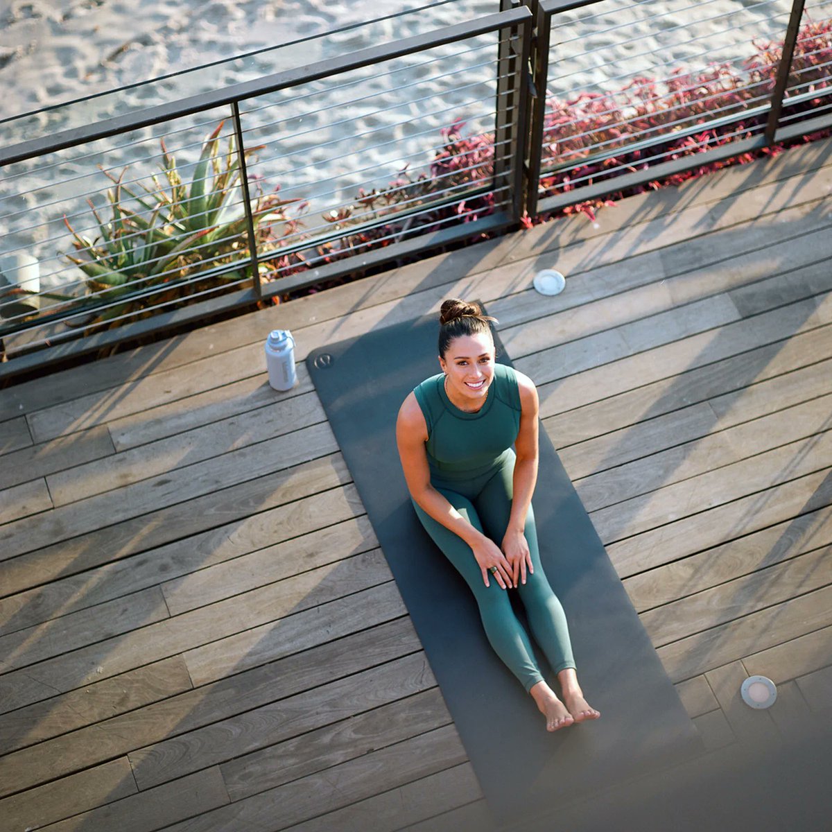 ‘I’ve always felt that a big part of moving forward is also slowing down and giving yourself that time, because we’re always just chasing, chasing, chasing. Nothing good is ever forced, in life and the ocean’. - Malia Manuel 

Read the interview: bit.ly/3jLI3rG