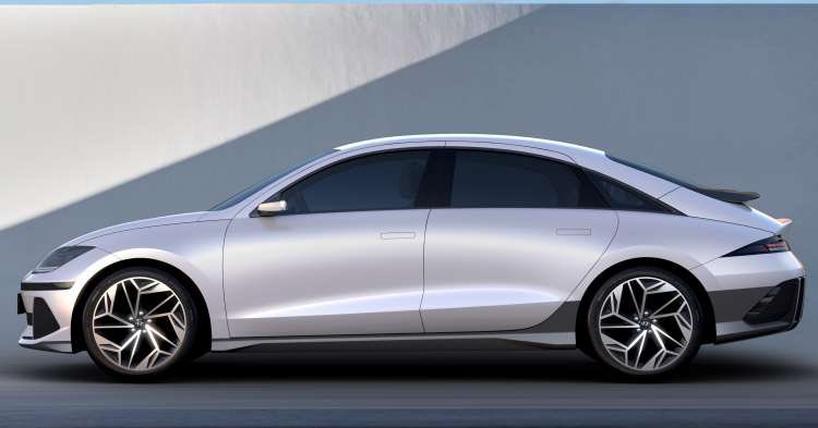fakaazman's tweet photo. Wow sngt cantik Hyundai Ioniq 6..ala2 porsche dah blkg dia 😅 https://t.co/p0lNiXuHLQ
