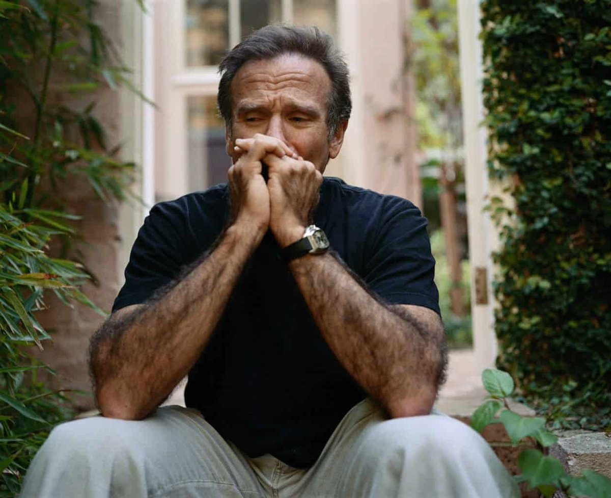 inthemoodfortw's tweet photo. « Everyone you meet is fighting a battle you know nothing about. Be kind. Always. » Robin Williams (1951-2014) / Photo © Sam Taylor-Wood https://t.co/zmHcqeyfVp