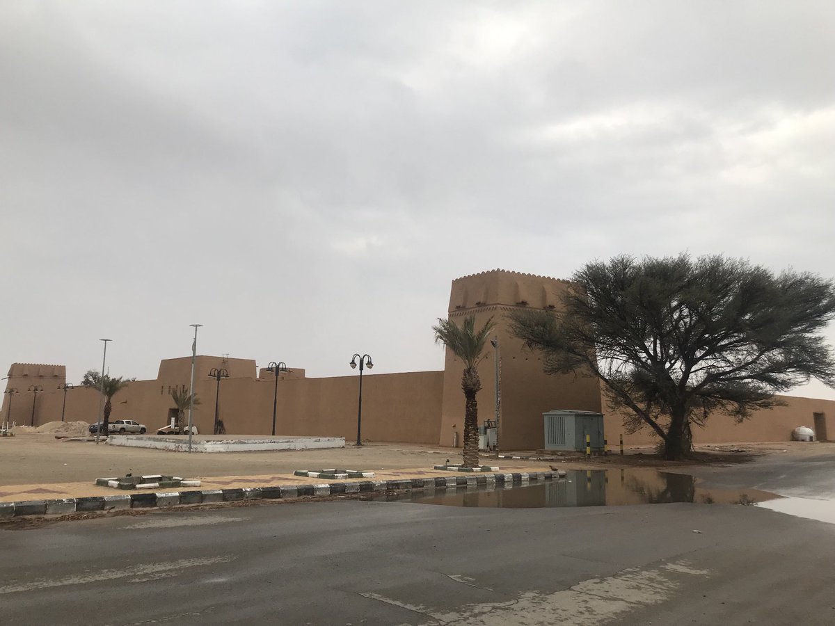mohammed_saad04's tweet photo. محافظة الدوادمي ثاني اكبر محافظات منطقة الرياض ، ماذا تحتاج المحافظة برائيك من خدمات لتواكب محافظات المملكة. https://t.co/r7r7cXfXa0