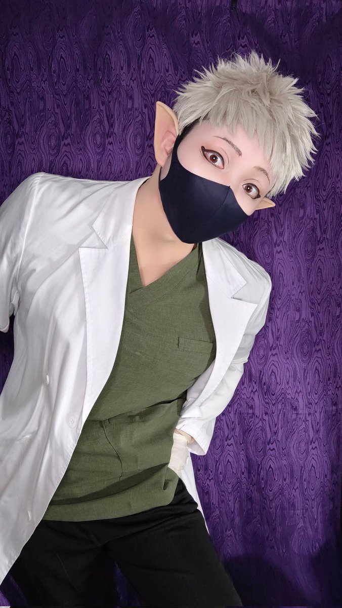 akaneyabavi's tweet photo. 【コスプレ】
これはもはや闇医者でもなんでもない妄想🌹先生の幻覚
ｼｮｳﾆｶｲの🌹先生..... https://t.co/i263AhnvUn