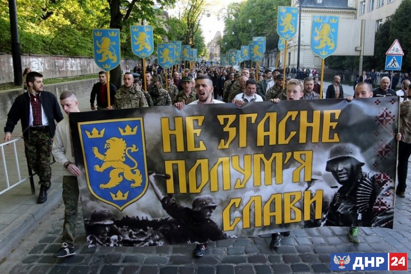 Chinook1703's tweet photo. @McFaul Ukraine thanks for the support!

#StopUkrainianNazis https://t.co/5Fg9TSRcQj