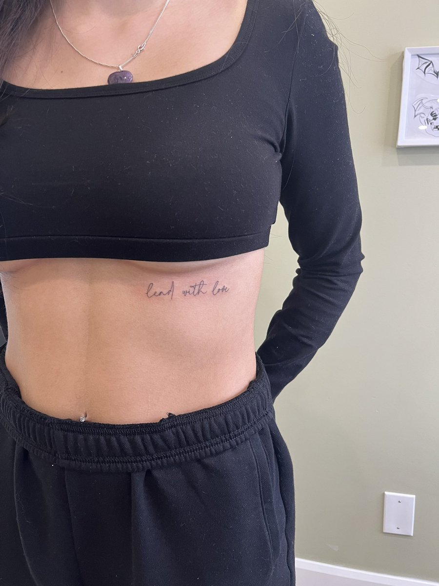 choslab_'s tweet photo. At 21 years old I’m so proud to say I’ve opened my own tattoo shop! 

Cho’s Lab - Kitchener ON. 🤍 https://t.co/KtkMixjpiB