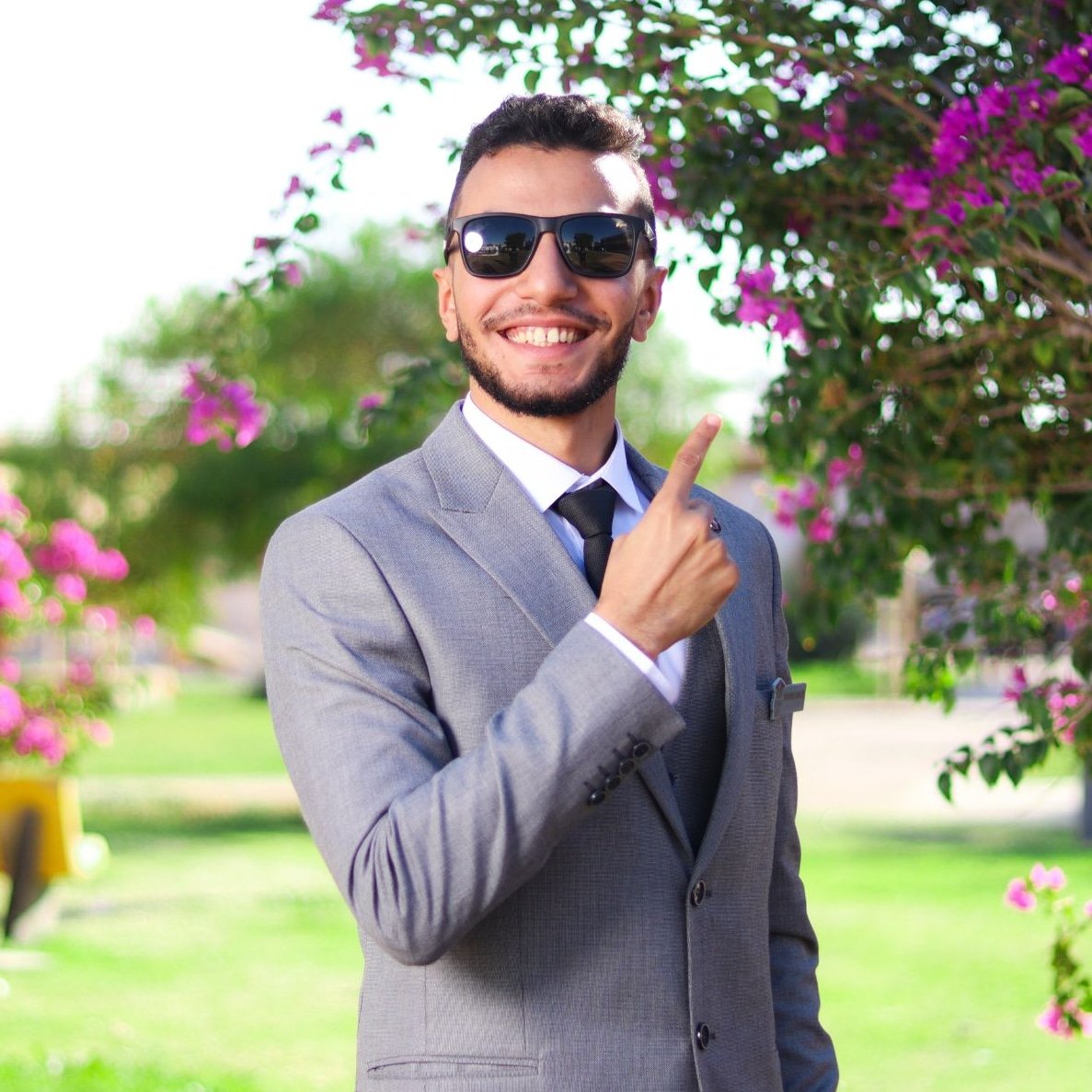 بس أنا دماغي كانت سم ومهمنيش الجن
لا رميت ودني ولا سمعت وشفت دلوقتي أنا أبقى مين 😤❤️
#NewProfilePic