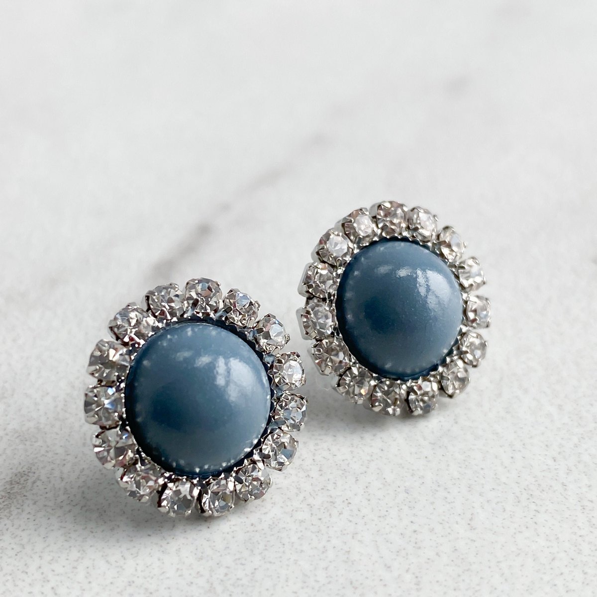 PPerceptions's tweet photo. Dusty Blue Wedding Jewelry, Dusty Blue Earrings, French Blue Pearl Earrings, Gray Blue Stud Earrings for Women, Bridesmaid Jewelry Gift https://t.co/GdQHJQ5LFn #etsyshop #pregnancy #gifts #shopsmall #party #eventplanning #shopping #GrayBlue https://t.co/RvxcOgqEX0