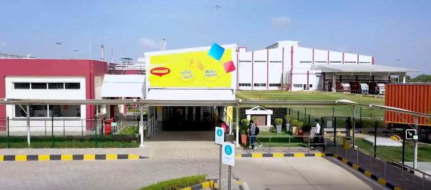 visualhousetvh's tweet image. Because at TVH - The process of Creative Evolution Never Stops #Revolution
#bts #sneakgallery #shootdiaries  #filmmaking #productionhouse #shoot #cinematographer #producer #directorlife #shortfilm #adagency #tvc #tvcommercial #instamoment #filmmaker #film