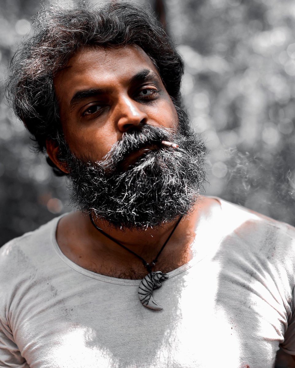 itsanoopsagar's tweet photo. As Jara in Juliet2 . 
.
.
#kannadamovie #juliet2 #villain #viratmotionpictures https://t.co/qr9oAKRDmW