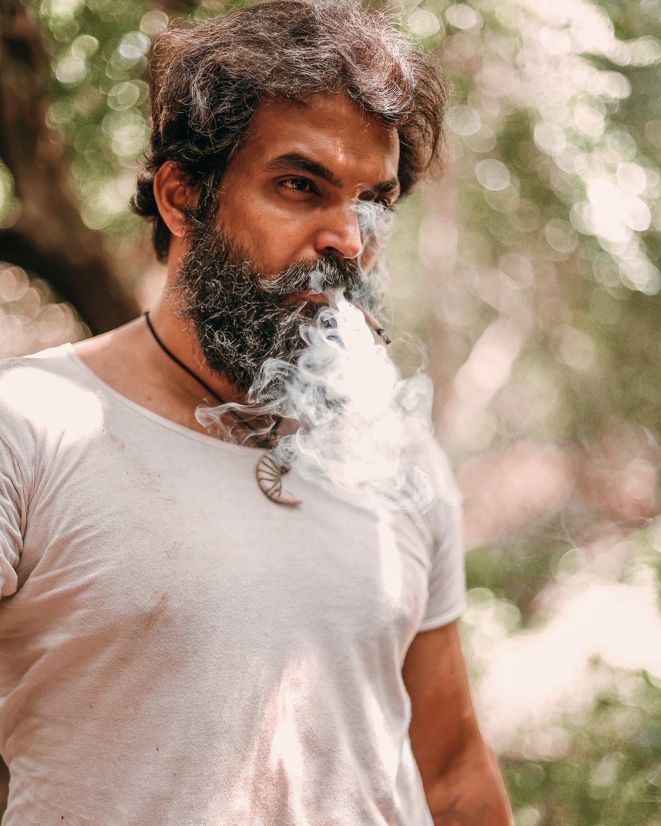 itsanoopsagar's tweet photo. As Jara in Juliet2 . 
.
.
#kannadamovie #juliet2 #villain #viratmotionpictures https://t.co/qr9oAKRDmW