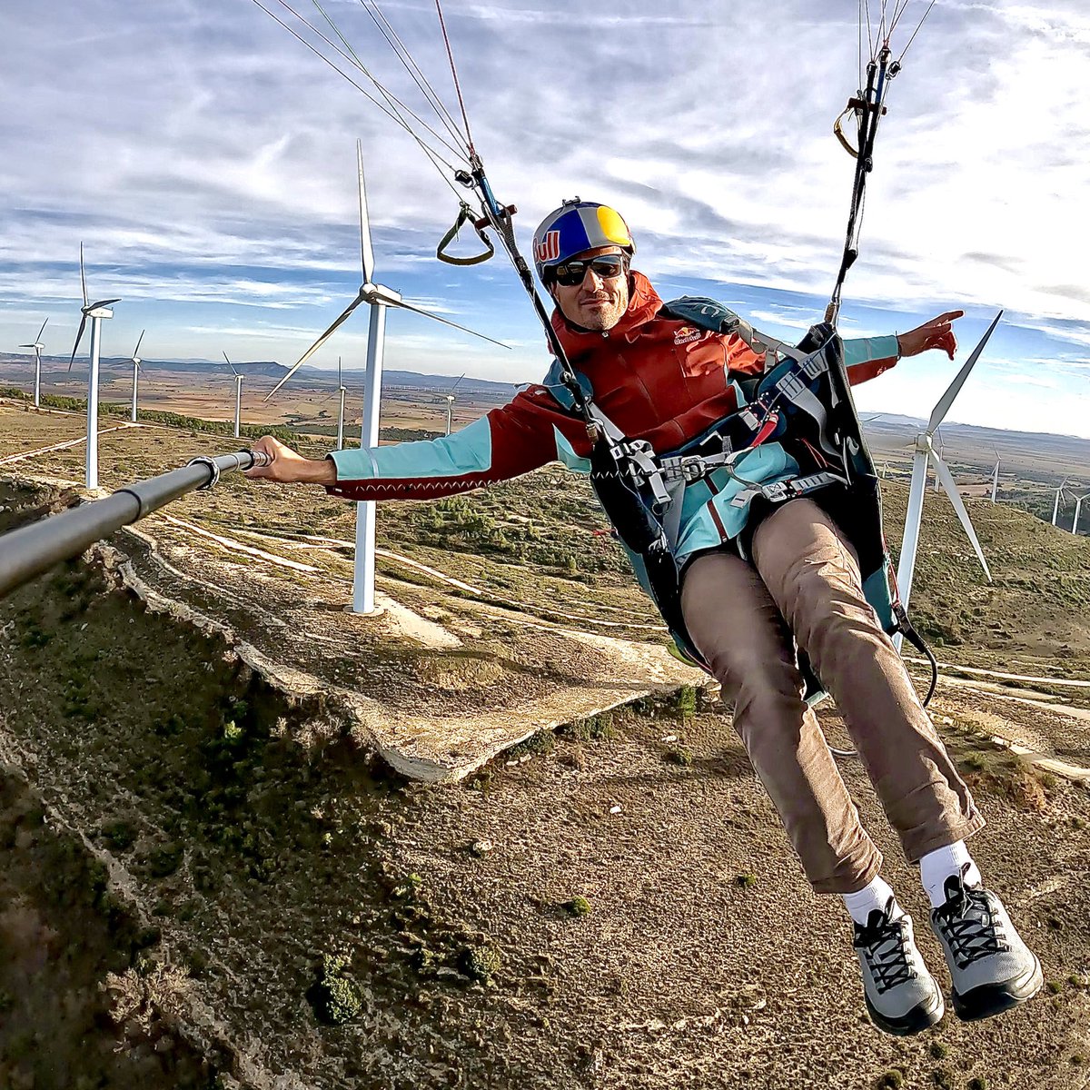 It’s feels special to fly where I started paragliding, like coming back to my nest 🪹🫶 #ParaglidingLife #GoProHERO11 #GivesYouWings